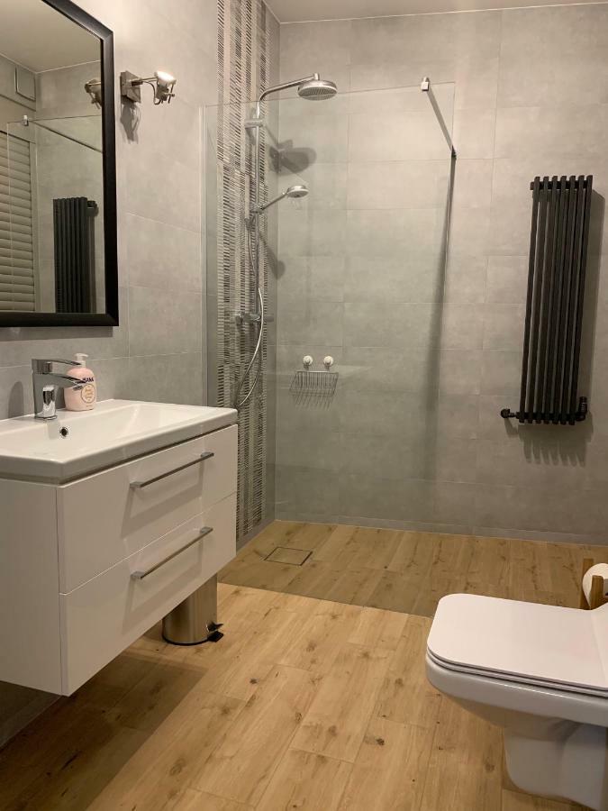 Arkada Wadowice Apartment Bagian luar foto